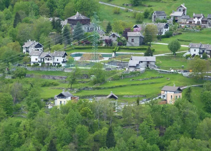 Maison 4 Jardin - Casa Design Ai Margini Del Bosco Casa de Férias Crodo